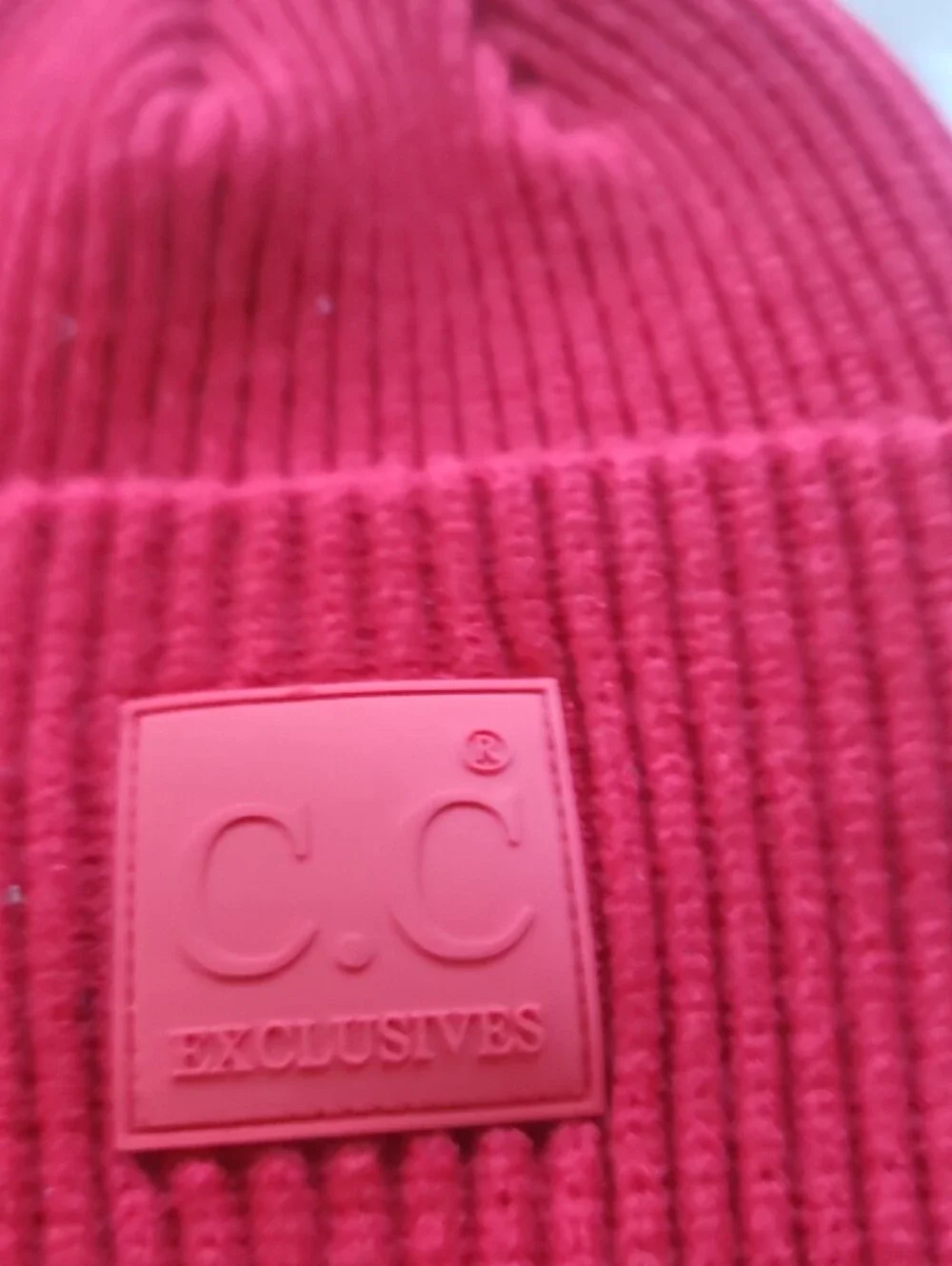 C.C. Exclusives Women's Red Ribbed Beanie